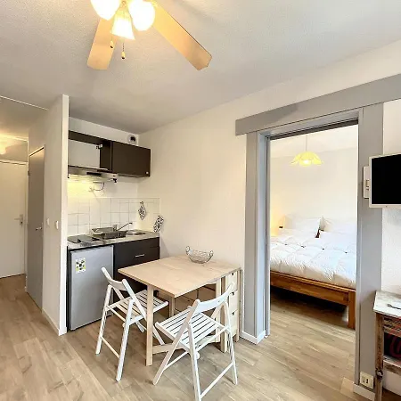 Daire F2 Avec Balcon, Proche Des Thermes A Lamalou-les-bains, Animaux Acceptes, Parking Gratuit - Fr-1-451-166 *