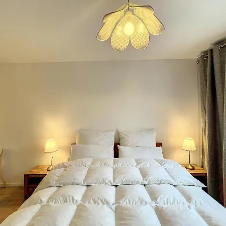 Daire F2 Avec Balcon, Proche Des Thermes A Lamalou-les-bains, Animaux Acceptes, Parking Gratuit - Fr-1-451-166 Lamalou-les-Bains