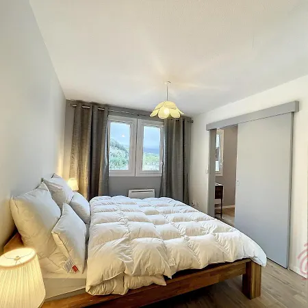 Apartment F2 Avec Balcon, Proche Des Thermes A Lamalou-les-bains, Animaux Acceptes, Parking Gratuit - Fr-1-451-166 *