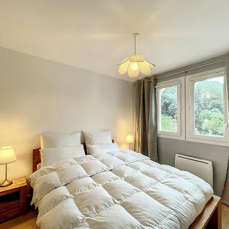 Daire F2 Avec Balcon, Proche Des Thermes A Lamalou-les-bains, Animaux Acceptes, Parking Gratuit - Fr-1-451-166 Lamalou-les-Bains