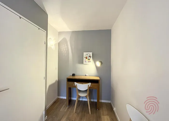 F2 Avec Balcon, Proche Des Thermes A Lamalou-les-bains, Animaux Acceptes, Parking Gratuit - Fr-1-451-166 Apartment Lamalou-les-Bains